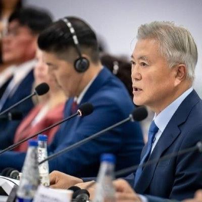 몽골 정부 초청으로 몽골 방문한 한국의 시골 책방 아저씨