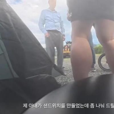 걸어서 미국 횡단하는 유튜버에게 생긴 일.jpg