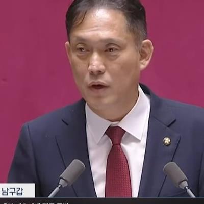 학폭유발자를 처벌하라... 학폭가해자는 피해자다.