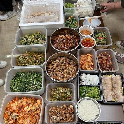 한때 논란이었던 송가인 서포트 도시락