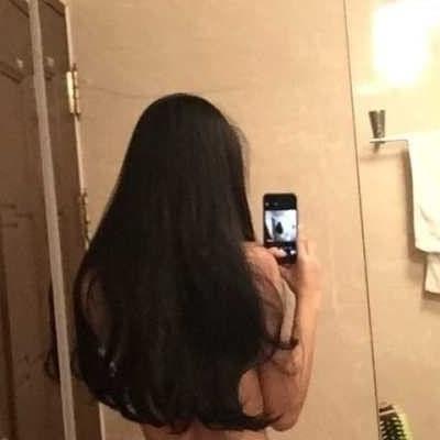 약후 )) 올 누드의 아름다움을 거울 셀카로..