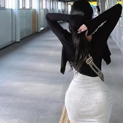 뒷태