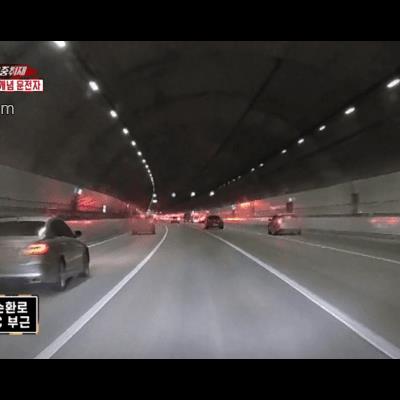 출근 시간 정체의 원인.gif